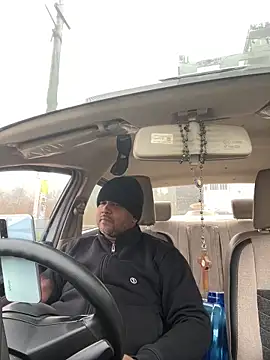 Dick 6inches online show from 12-19-25, 03:13