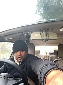 Dick 6inches online show from 01-09-26, 04:59