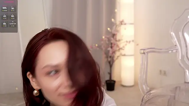 Snapshot of VivianLy_ chatting on 03-22-25, 11:53 VivianLy online show from 03-22-25, 11:53