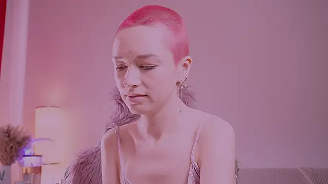VivianLy  online show from 05-14-26, 10:11