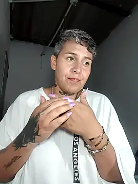 Yessi rousse online show from 04-25-26, 05:32