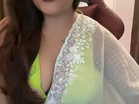 Snapshot of shanayaaa_1 chatting on 07-14-26, 07:30 shanayaaa 1 online show from 07-14-26, 07:30