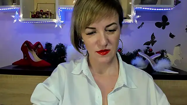 Snapshot of feliziaDesire chatting on 01-07-25, 06:56 feliziaDesire online show from 01-07-25, 06:56