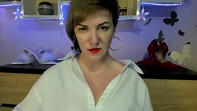 Snapshot of feliziaDesire chatting on 01-19-25, 01:22 feliziaDesire online show from 01-19-25, 01:22