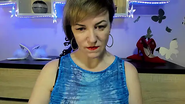 Snapshot of feliziaDesire chatting on 01-23-25, 05:13 feliziaDesire online show from 01-23-25, 05:13