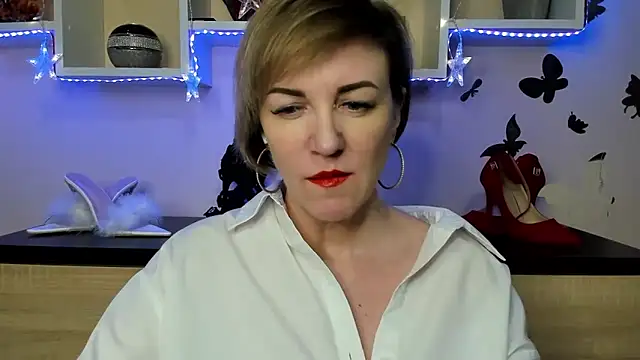 Snapshot of feliziaDesire chatting on 02-03-25, 08:46 feliziaDesire online show from 02-03-25, 08:46