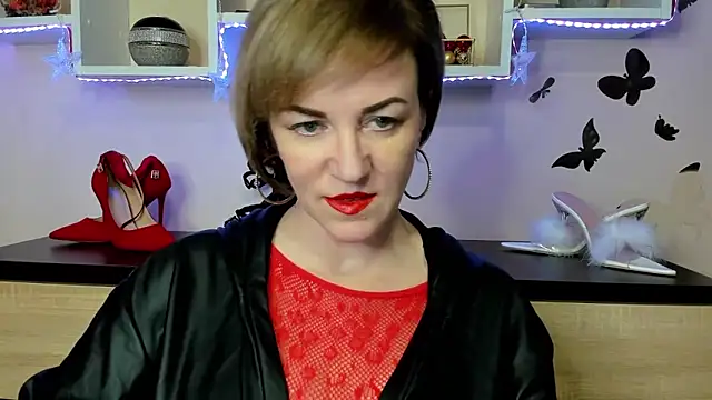 Snapshot of feliziaDesire chatting on 02-10-25, 01:55 feliziaDesire online show from 02-10-25, 01:55
