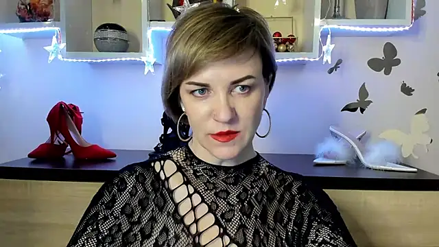 Snapshot of feliziaDesire chatting on 02-27-25, 03:05 feliziaDesire online show from 02-27-25, 03:05