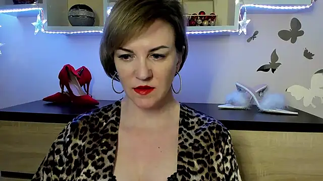 Snapshot of feliziaDesire chatting on 03-11-25, 04:40 feliziaDesire online show from 03-11-25, 04:40