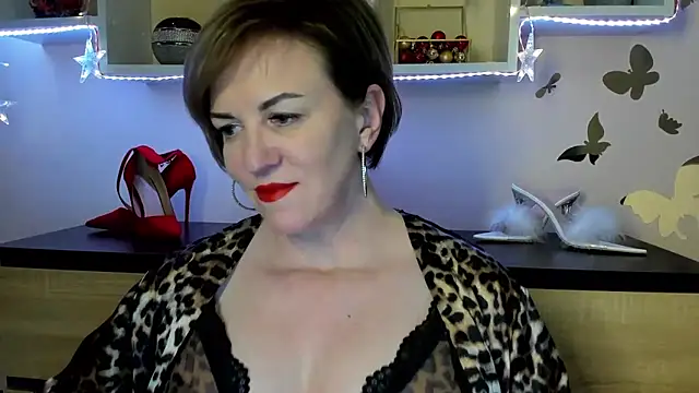 Snapshot of feliziaDesire chatting on 03-11-25, 07:47 feliziaDesire online show from 03-11-25, 07:47