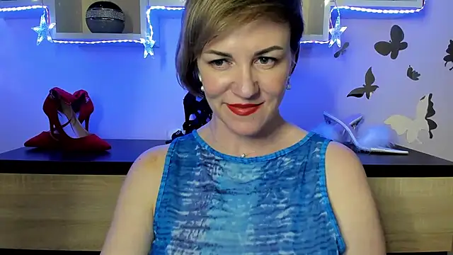 Snapshot of feliziaDesire chatting on 03-12-25, 09:13 feliziaDesire online show from 03-12-25, 09:13