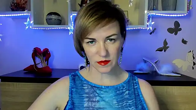 Snapshot of feliziaDesire chatting on 03-18-25, 06:37 feliziaDesire online show from 03-18-25, 06:37