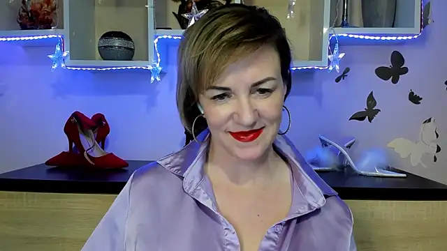 Snapshot of feliziaDesire chatting on 03-19-25, 04:45 feliziaDesire online show from 03-19-25, 04:45