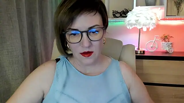 feliziaDesire online show from 11-11-25, 02:06