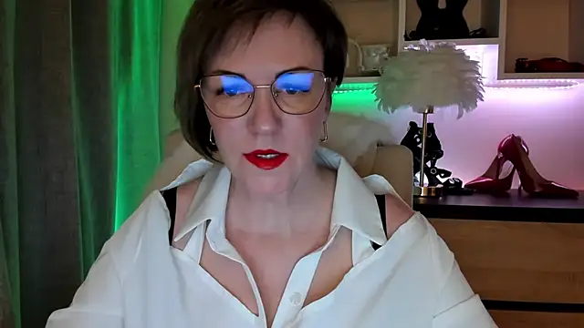 feliziaDesire online show from 01-18-26, 06:06