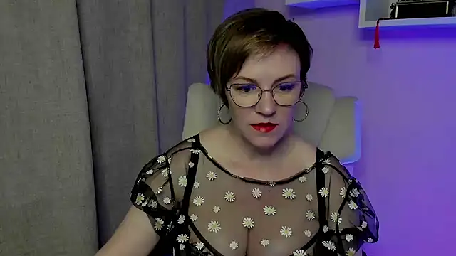 feliziaDesire online show from 06-04-26, 06:30