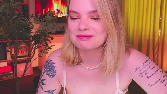 Hottie Jane online show from 07-04-26, 12:33