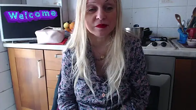 Snapshot of martachatte chatting on 03-03-25, 09:11 martachatte online show from 03-03-25, 09:11