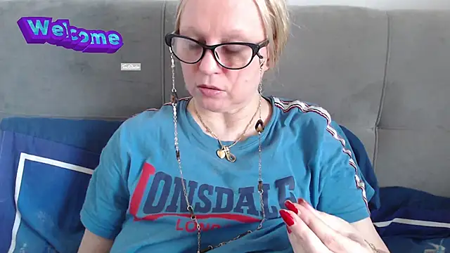 Snapshot of martachatte chatting on 03-06-25, 07:47 martachatte online show from 03-06-25, 07:47