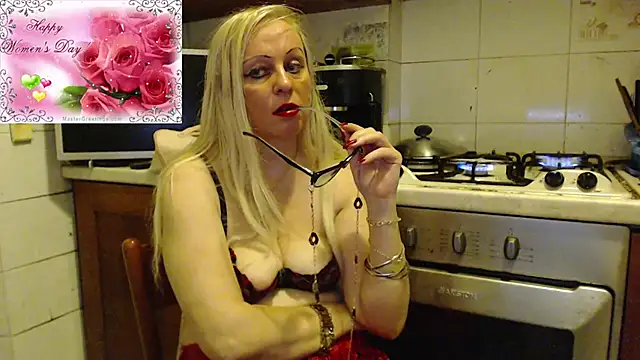 Snapshot of martachatte chatting on 03-07-25, 07:05 martachatte online show from 03-07-25, 07:05