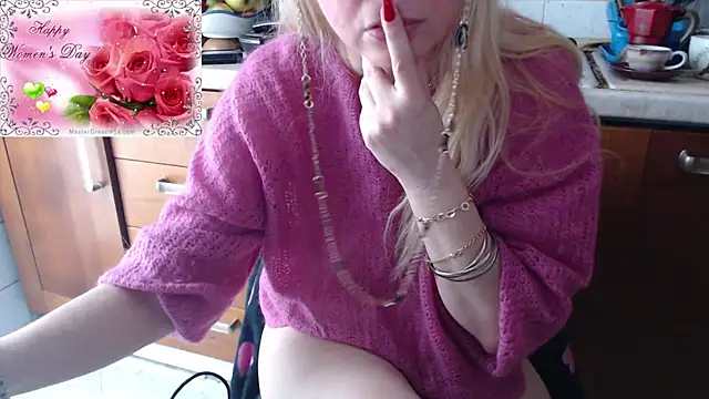 Snapshot of martachatte chatting on 03-09-25, 07:45 martachatte online show from 03-09-25, 07:45