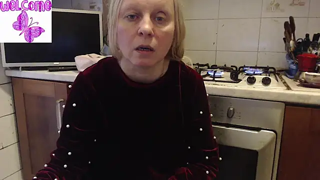 Snapshot of martachatte chatting on 03-22-25, 06:54 martachatte online show from 03-22-25, 06:54