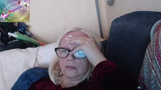 Snapshot of martachatte chatting on 10-11-25, 07:40 martachatte online show from 10-11-25, 07:40