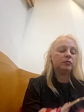 martachatte online show from 04-17-26, 05:49