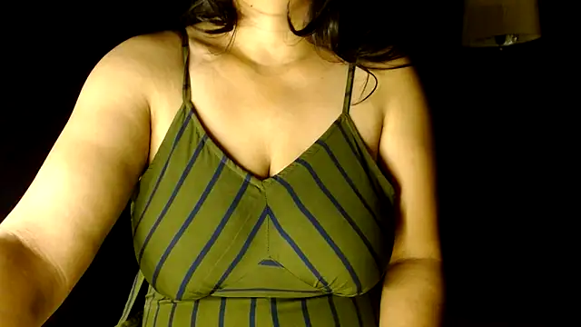 janifer001 online show from 03-24-26, 12:26