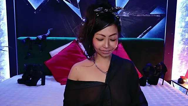 ElyaQuinn online show from 04-23-26, 12:51