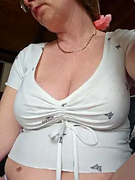 Pitufina love online show from 03-13-25, 12:46