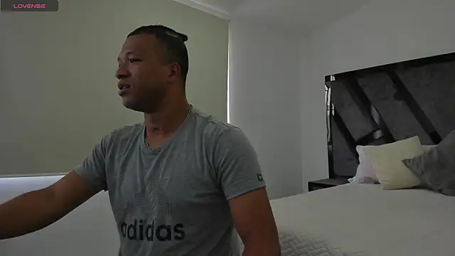 AnnieAndStefan online show from 01-12-25, 07:42