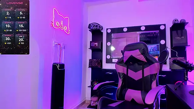 miss kitty online show from 02-22-26, 01:07