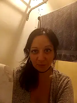 AnyaBest online show from 01-27-25, 06:20