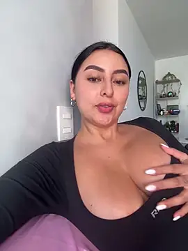 Kattycollinss1 online show from 03-13-26, 06:58