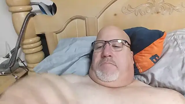 Snapshot of Bigbear0563 chatting on 01-11-26, 04:34 Bigbear0563 online show from 01-11-26, 04:34