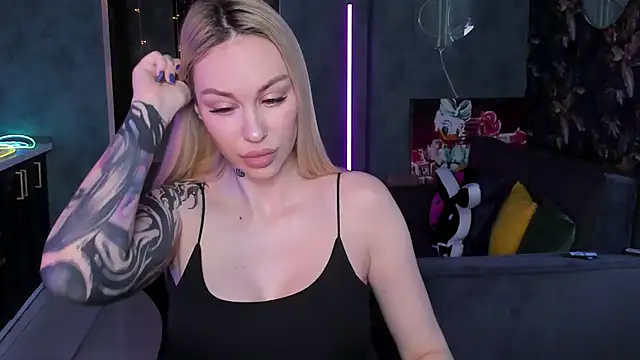 Blckmirrorr online show from 02-20-26, 06:59