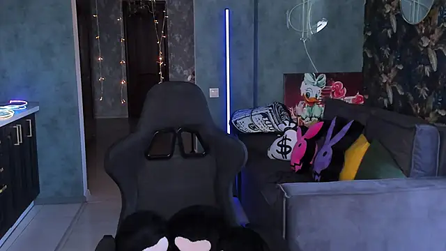 Blckmirrorr online show from 04-27-26, 11:30