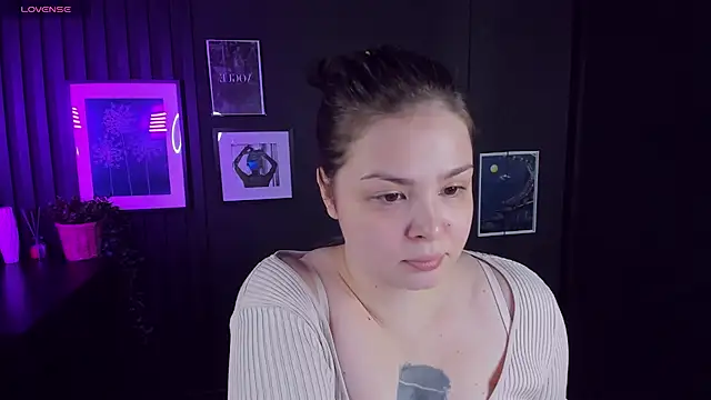 Mayayammy online show from 02-17-25, 01:53