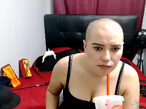 Snapshot of TamySweetness chatting on 12-23-24, 10:55 TamySweetness online show from 12-23-24, 10:55