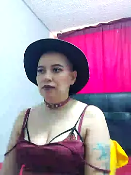 Snapshot of TamySweetness chatting on 12-30-24, 04:29 TamySweetness online show from 12-30-24, 04:29