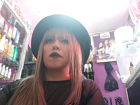 Snapshot of TamySweetness chatting on 02-07-25, 04:35 TamySweetness online show from 02-07-25, 04:35