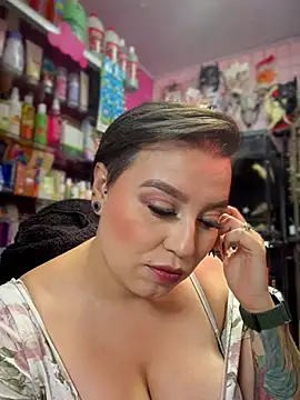 TamySweetness online show from 04-23-26, 04:09