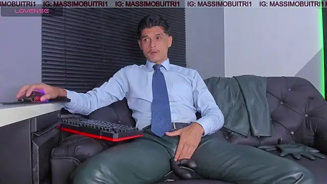 massimo g online show from 04-23-26, 01:51