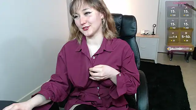 Crystal-dreamt online show from 04-08-26, 12:27