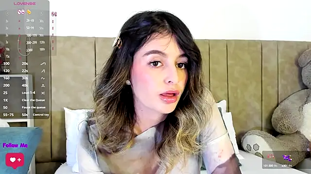 Snapshot of Isabellacharm chatting on 01-26-25, 04:30 Isabellacharm online show from 01-26-25, 04:30