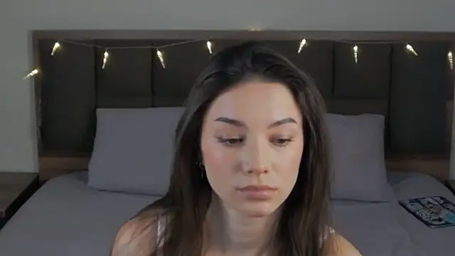 sinthiaroze online show from 03-01-25, 02:02