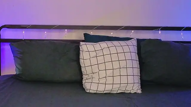 Snapshot of sinthiaroze chatting on 02-10-26, 04:44 sinthiaroze online show from 02-10-26, 04:44