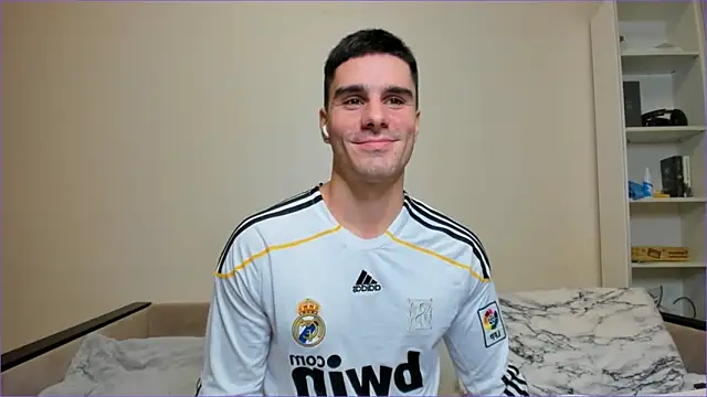 Snapshot of sam_huston chatting on 12-19-24, 10:53 sam huston online show from 12-19-24, 10:53