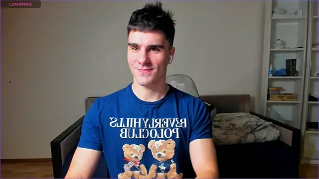 Snapshot of sam_huston chatting on 11-25-25, 09:04 sam huston online show from 11-25-25, 09:04